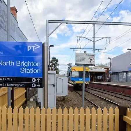 Brilliant Brighton Apt Private Garden Free Parking Melbourne Exterior photo