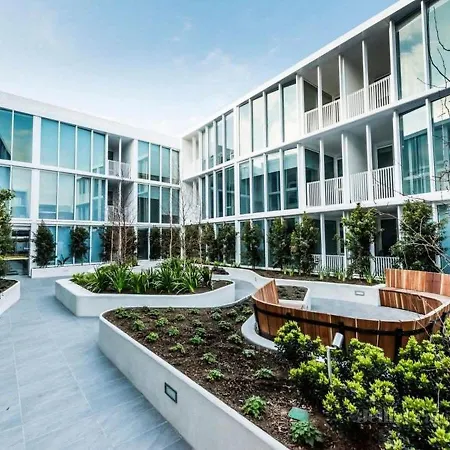 Brilliant Brighton Apt Private Garden Free Parking Melbourne Exterior photo